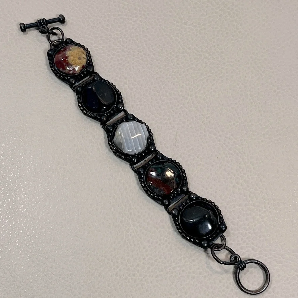 Unique Natural Stone Bracelet in Metal Setting